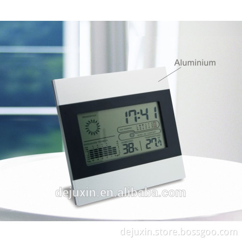 Wireless temperature and humidity data logger